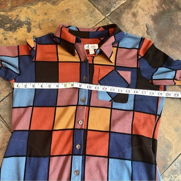 D & Co Women’s Retro Looking Stretch Long Sleeve Button Up Blouse with Pockets - Picture 6 of 12